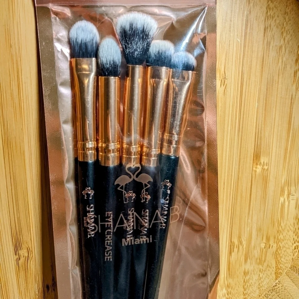 Rose Gold Eye Brush Set by Shaina B. Miami